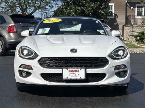 2017 FIAT 124 Spider Base