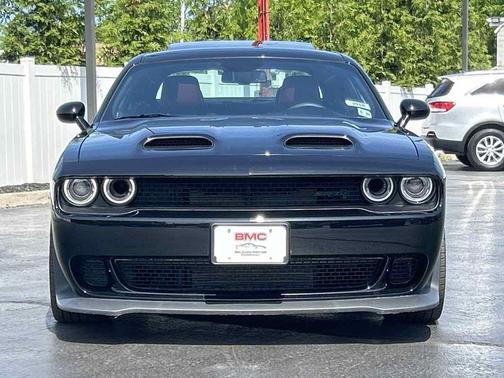 Pitch Black Clearcoat 2022 Dodge Challenger SRT Hellcat