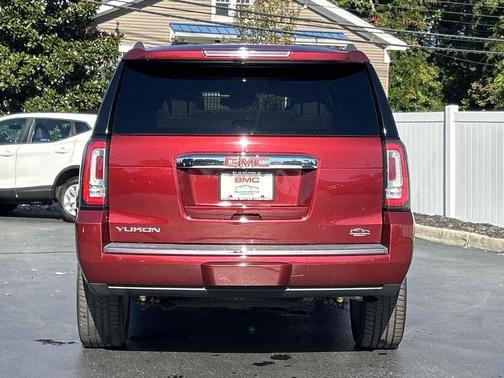 2018 GMC Yukon Denali