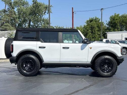 2021 Ford Bronco Badlands