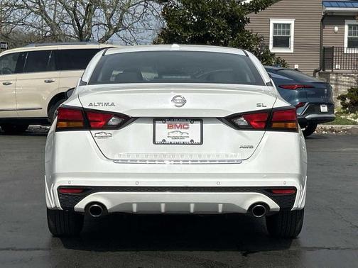 Pearl White Tricoat 2019 Nissan Altima 2.5 SL