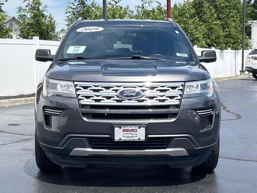 Magnetic Metallic 2019 Ford Explorer XLT