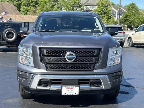 Gun Metallic 2020 Nissan Titan SV