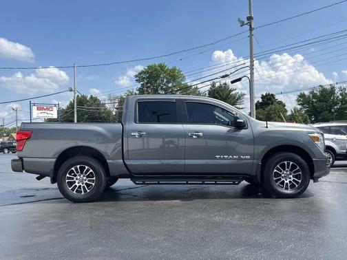 Gun Metallic 2020 Nissan Titan SV