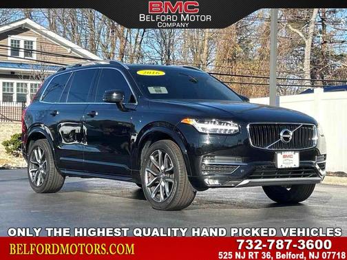 2016 Volvo XC90 T6 Momentum