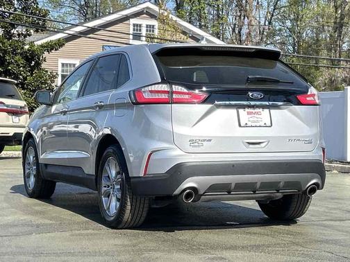 Ingot Silver Metallic 2019 Ford Edge Titanium