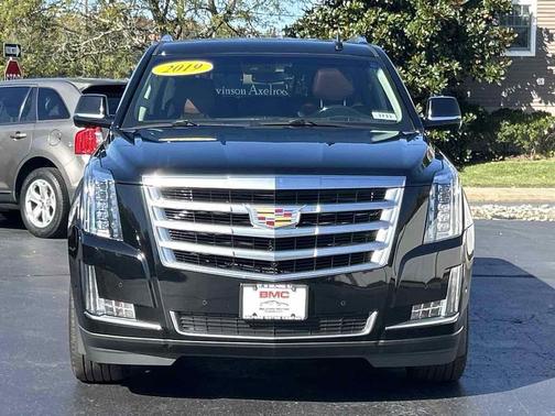 2019 Cadillac Escalade Luxury