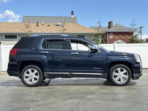 Dark Sapphire Blue Metallic 2017 GMC Terrain SLT