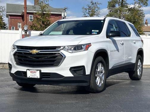 Summit White 2020 Chevrolet Traverse LS