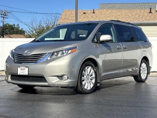 2017 Toyota Sienna Limited Premium