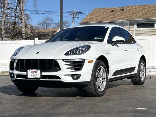 2018 Porsche Macan AWD