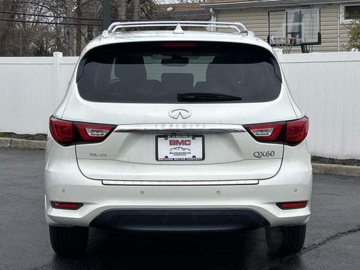 2018 INFINITI QX60 Base