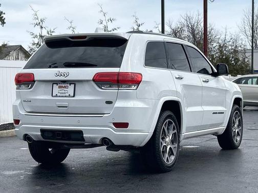 2019 Jeep Grand Cherokee Overland