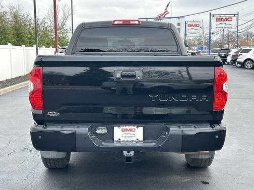 2017 Toyota Tundra SR5