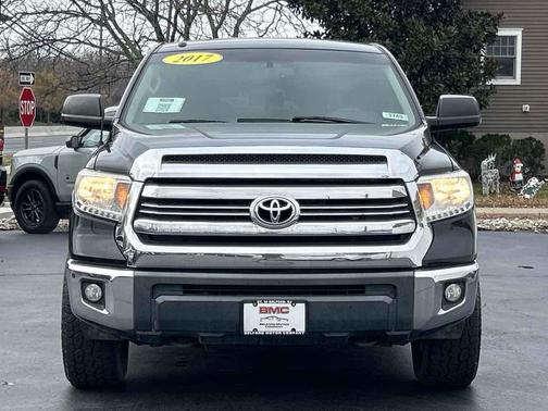 2017 Toyota Tundra SR5