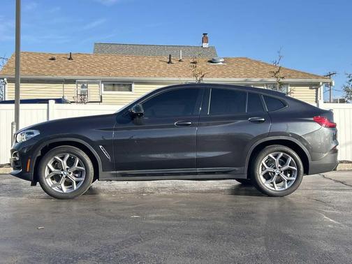 2021 BMW X4 xDrive30i