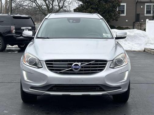 2015 Volvo XC60 T6 Platinum