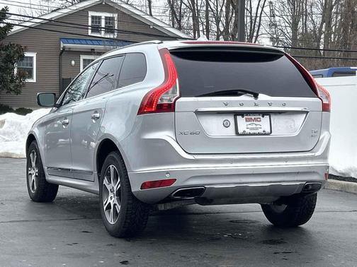 2015 Volvo XC60 T6 Platinum