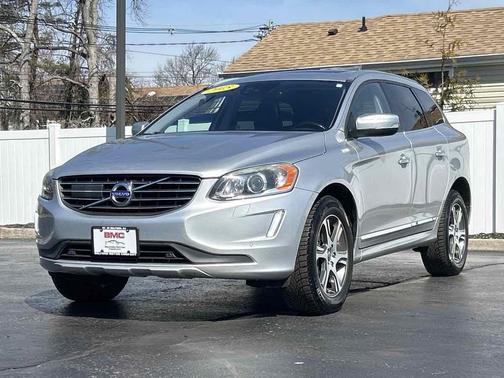 2015 Volvo XC60 T6 Platinum