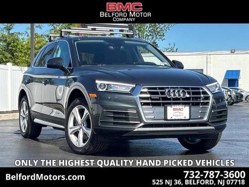 Manhattan Gray Metallic 2020 Audi Q5 45 Premium