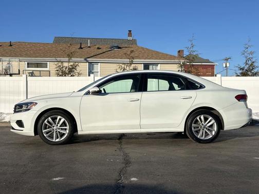 2020 Volkswagen Passat 2.0T SE
