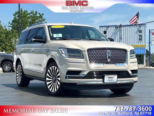 Ivory Pearl Metallic Tri-Coat 2018 Lincoln Navigator Reserve