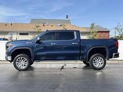 Pacific Blue Metallic 2019 GMC Sierra 1500 SLT