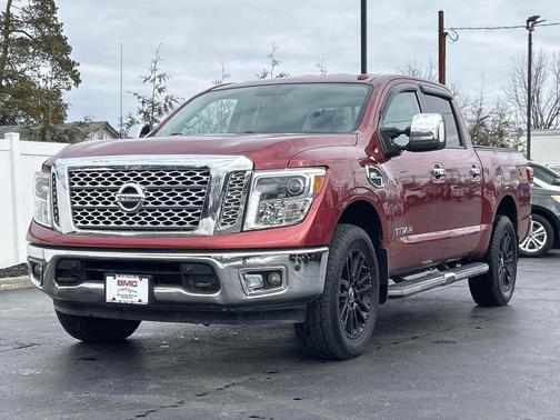 2017 Nissan Titan SL