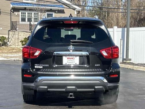 2020 Nissan Pathfinder S 4WD