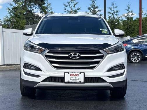 Dazzling White 2017 Hyundai TUCSON Sport
