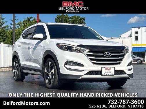 Dazzling White 2017 Hyundai TUCSON Sport