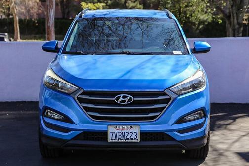 2016 Hyundai TUCSON SE