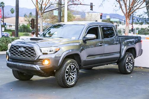 2020 Toyota Tacoma TRD Sport