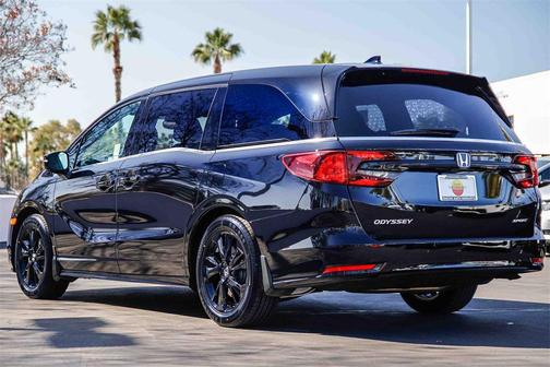 2023 Honda Odyssey Sport
