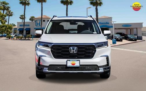 2025 Honda Pilot Touring 8-Passenger