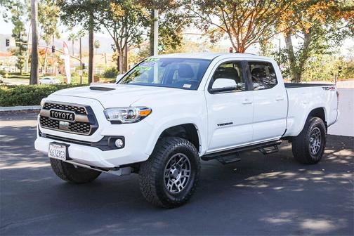 2021 Toyota Tacoma TRD Sport