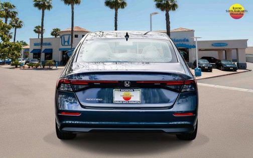 Meteorite Gray Metallic 2026 Honda Accord SE
