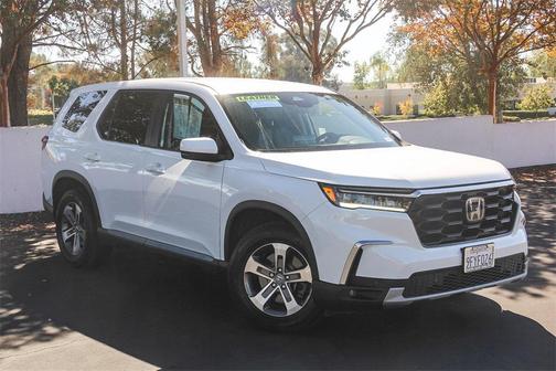 2023 Honda Pilot 2WD EX-L 8 Passenger
