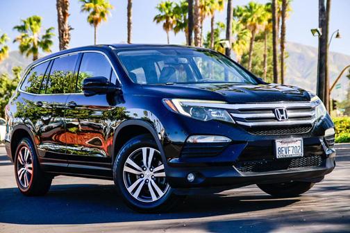 Crystal Black Pearl 2018 Honda Pilot EX-L
