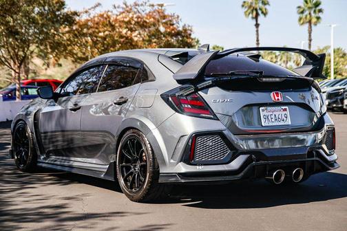 Polished Metal Metallic 2018 Honda Civic Type R Touring