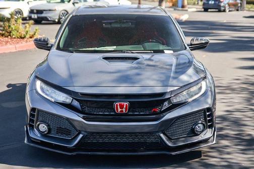 Polished Metal Metallic 2018 Honda Civic Type R Touring