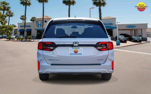 Platinum White Pearl 2026 Honda Odyssey Sport-L