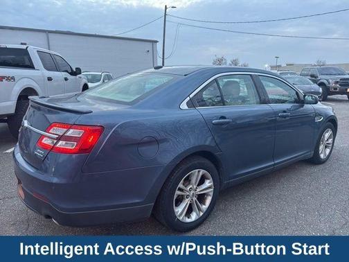 2018 Ford Taurus SEL