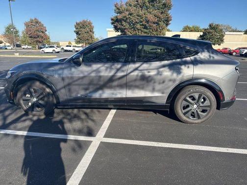 2023 Ford Mustang Mach-E California Route 1
