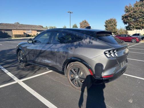2023 Ford Mustang Mach-E California Route 1