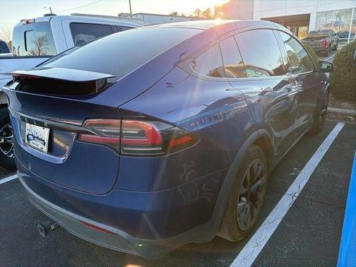 2023 Tesla Model X Standard Range