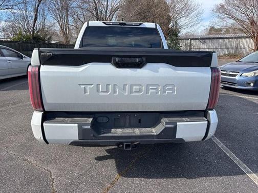 2023 Toyota Tundra Hybrid Platinum