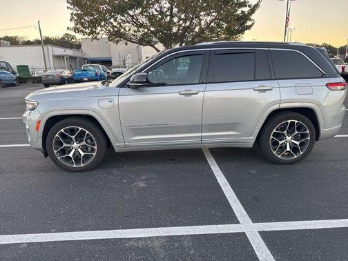 2023 Jeep Grand Cherokee 4xe Summit
