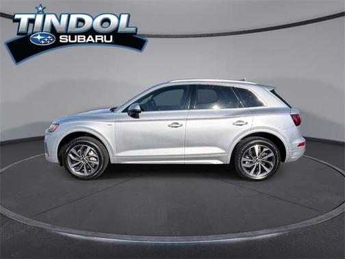 2023 Audi Q5 45 S line quattro Premium