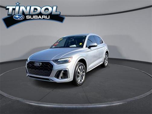 2023 Audi Q5 45 S line quattro Premium